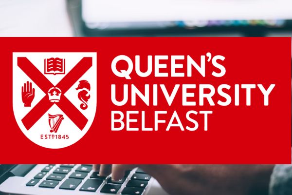 Queens University Belfast Logo